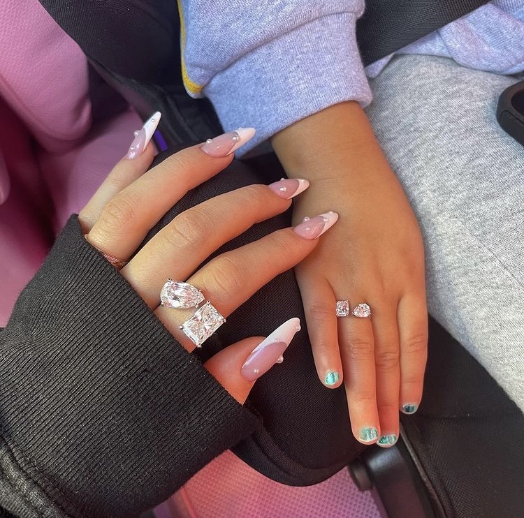 Kylie Jenner with pearl nails
